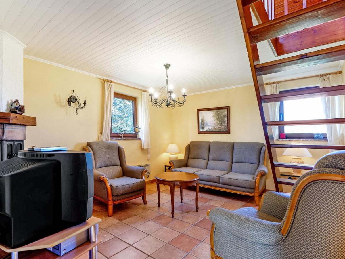 Amazing Holiday Home In Porcheresse Daverdisse With Terrace ภายนอก รูปภาพ