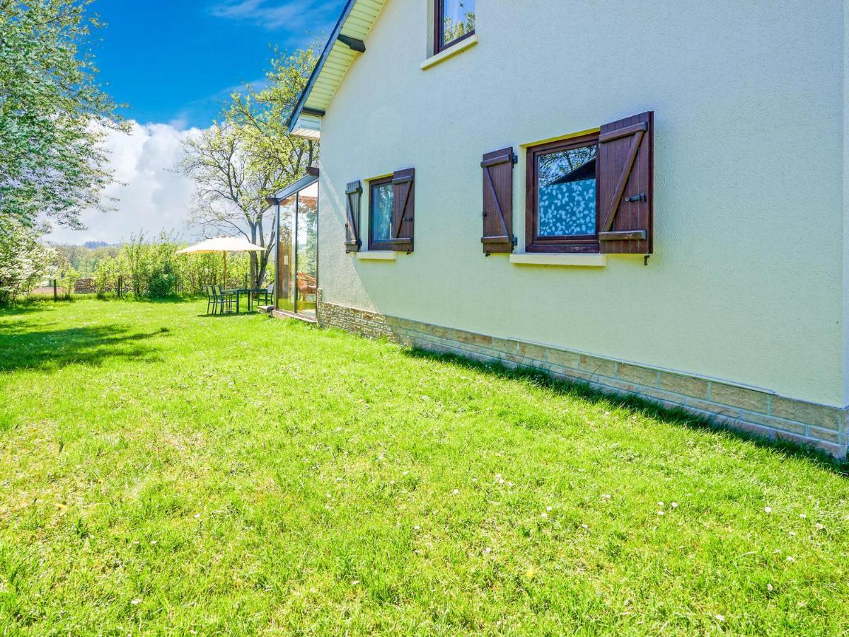 Amazing Holiday Home In Porcheresse Daverdisse With Terrace ภายนอก รูปภาพ