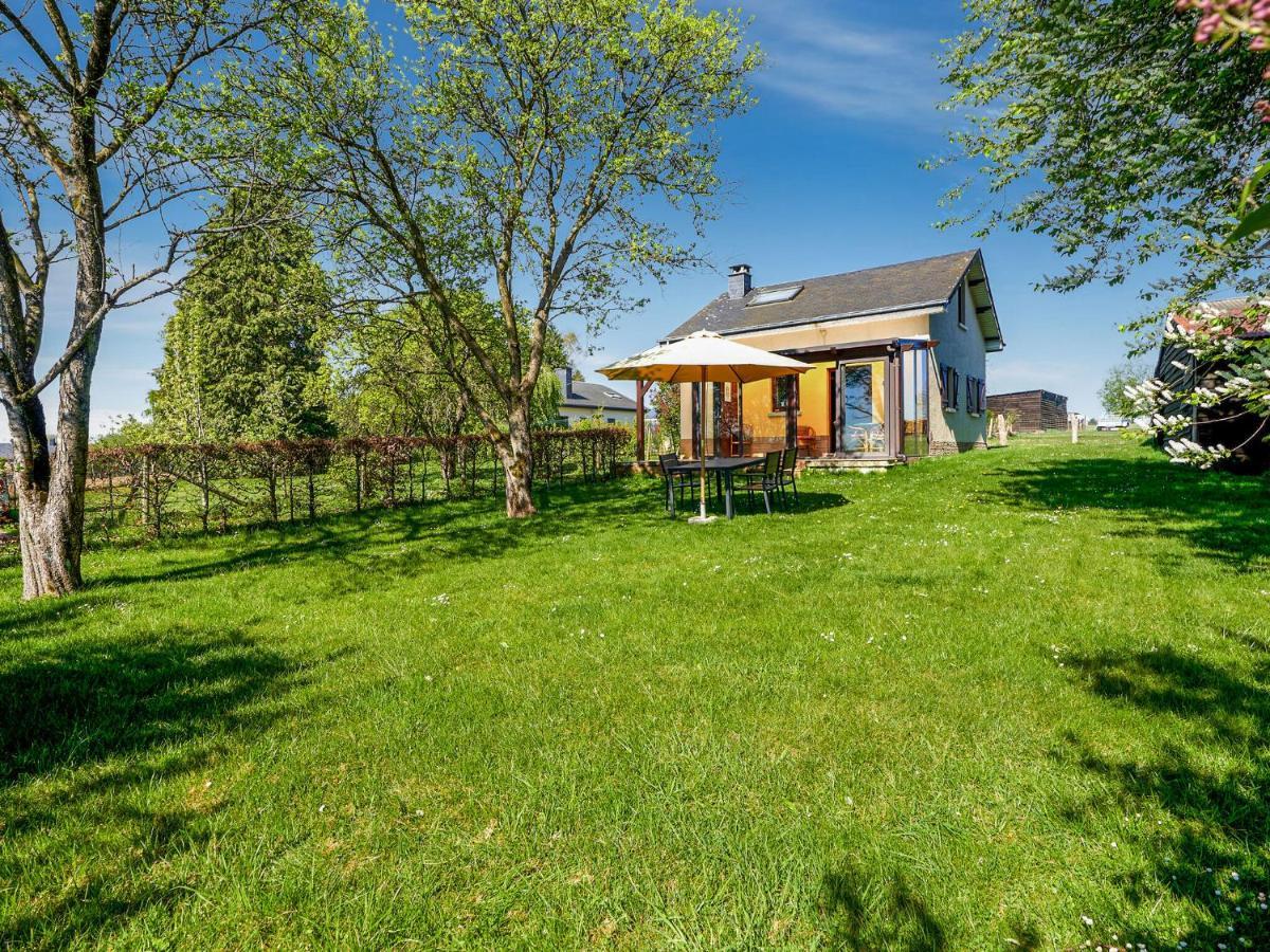 Amazing Holiday Home In Porcheresse Daverdisse With Terrace ภายนอก รูปภาพ